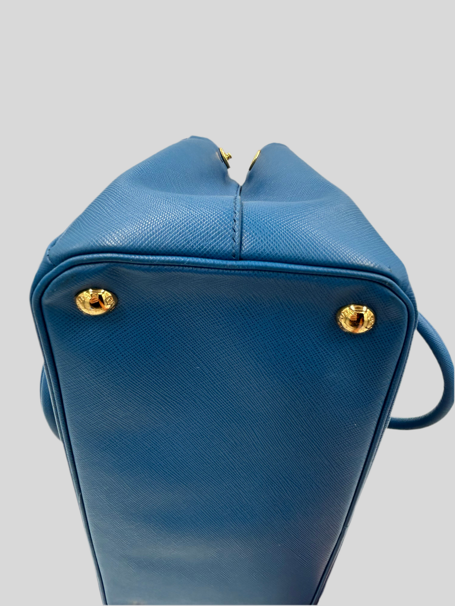 Prada Saffiano Medium Galleria Double Zip Tote with strap and COA