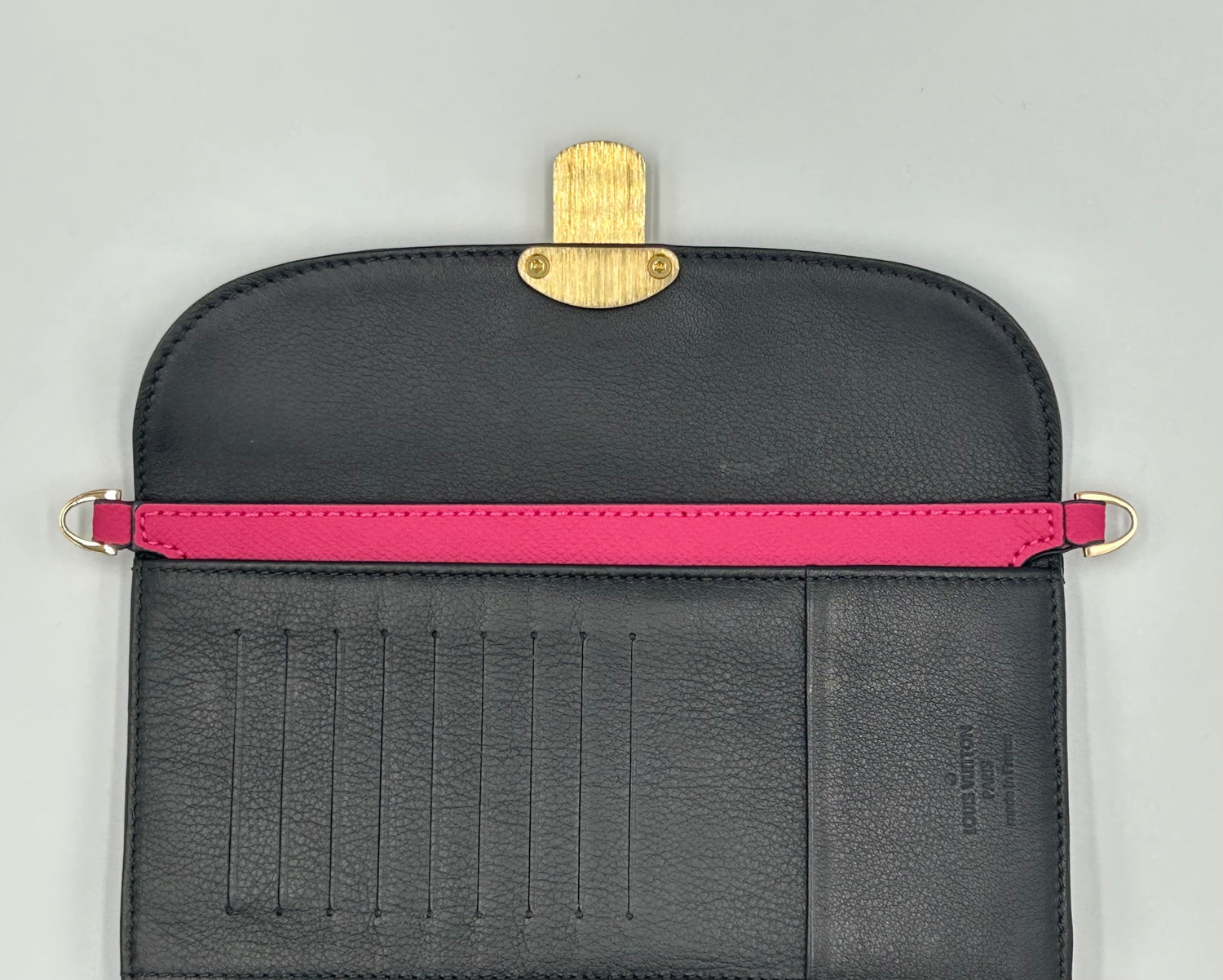 Wallet on a chain insert- hot pink